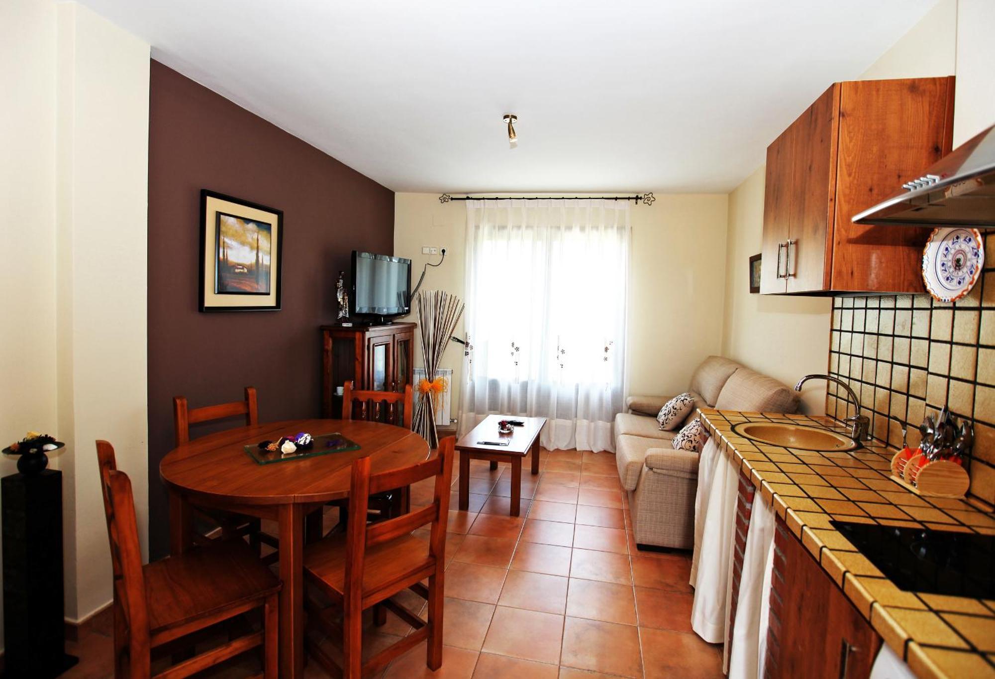 Apartamentos Pirineos Ordesa El Pueyo de Araguas Exterior photo