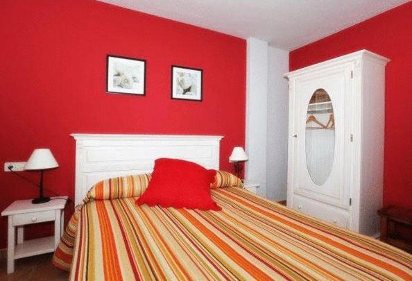 Apartamentos Pirineos Ordesa El Pueyo de Araguas Room photo